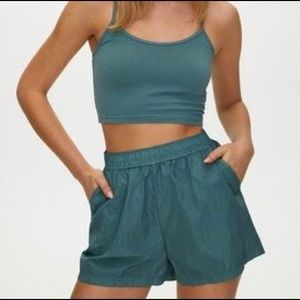 Aritzia Tna ‘80s Shorts